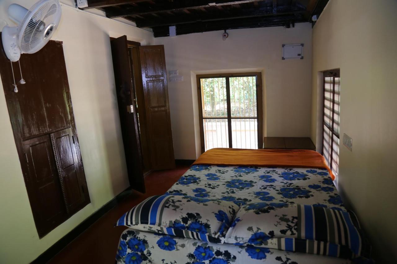 Homestay The Mana-heritage - Chengazhimattam Mana Kottayam